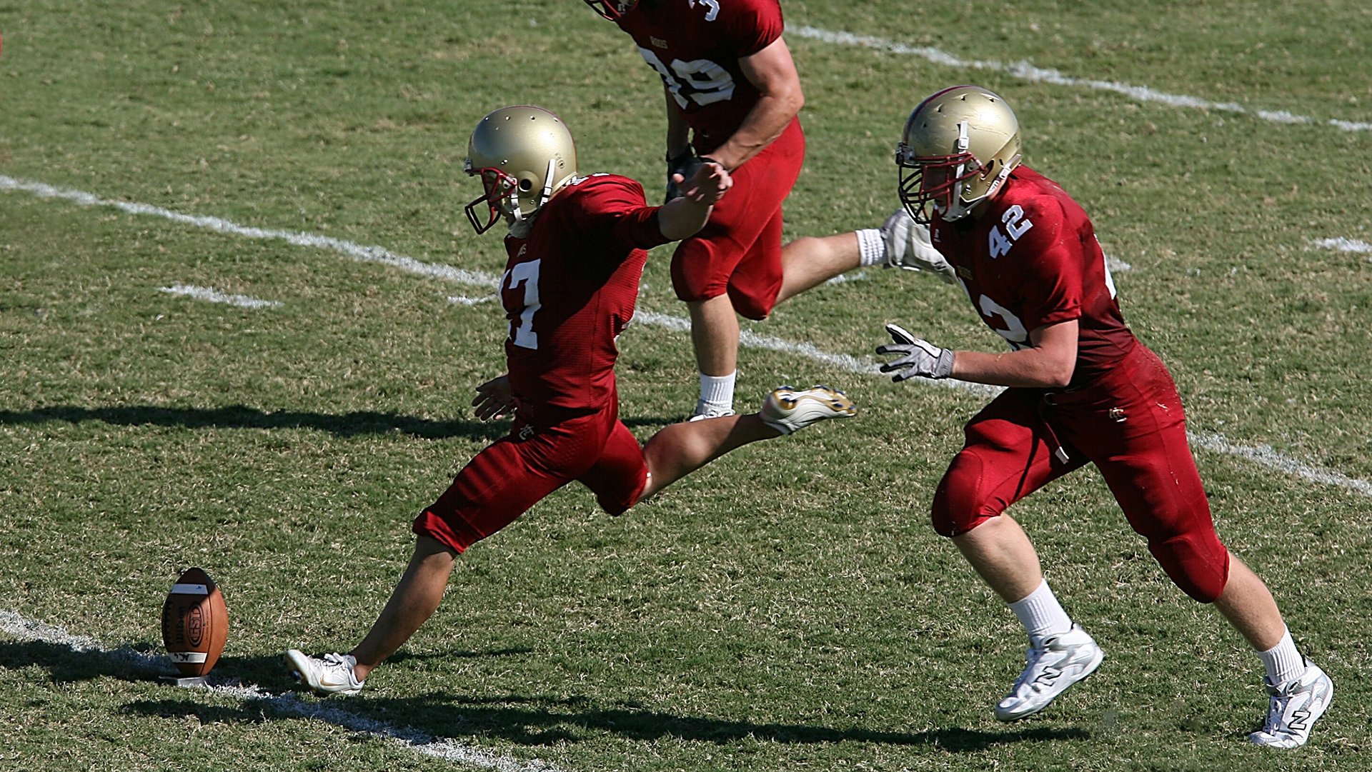 爱游戏官网-青少年体育兴趣培养机制创新,培养青少年体育爱好基本实现青少年熟练掌握一项